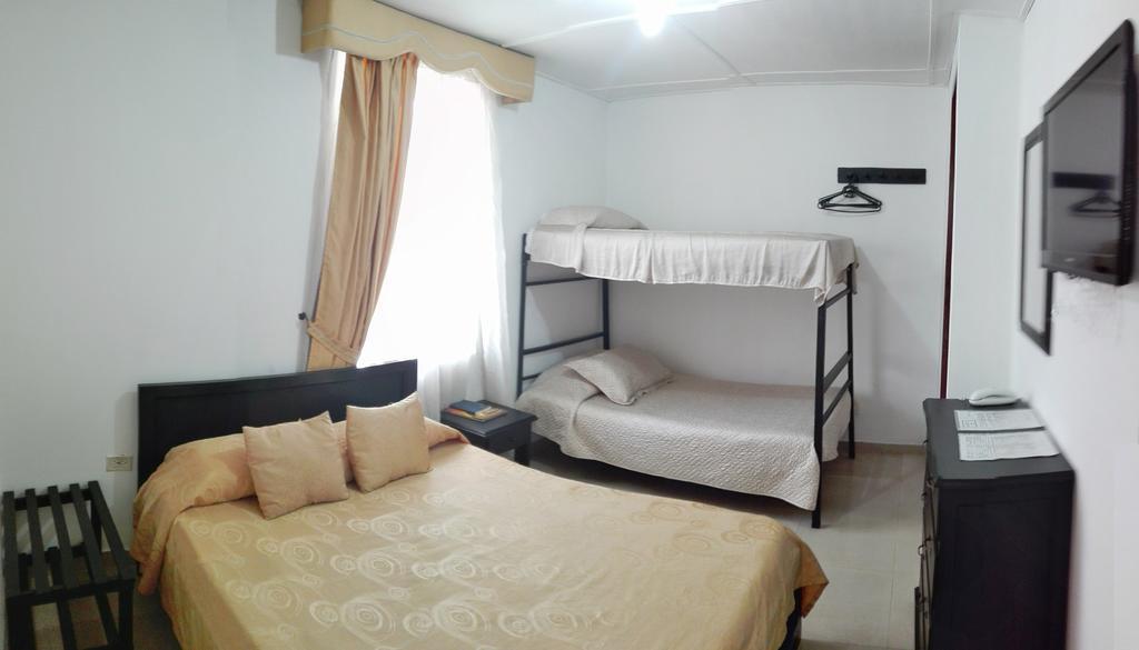 Hotel Popayan Plaza ภายนอก รูปภาพ